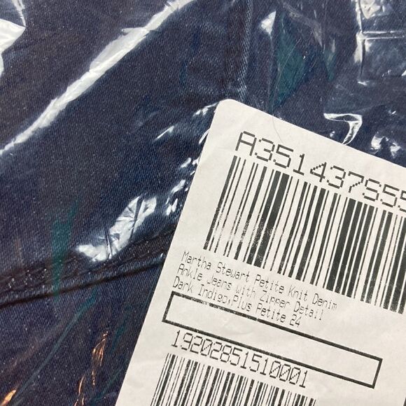 Martha Stewart Knit Pull-on Slim Leg Petite Denim Ankle Jeans with Zipper Detail - Picture 5 of 5